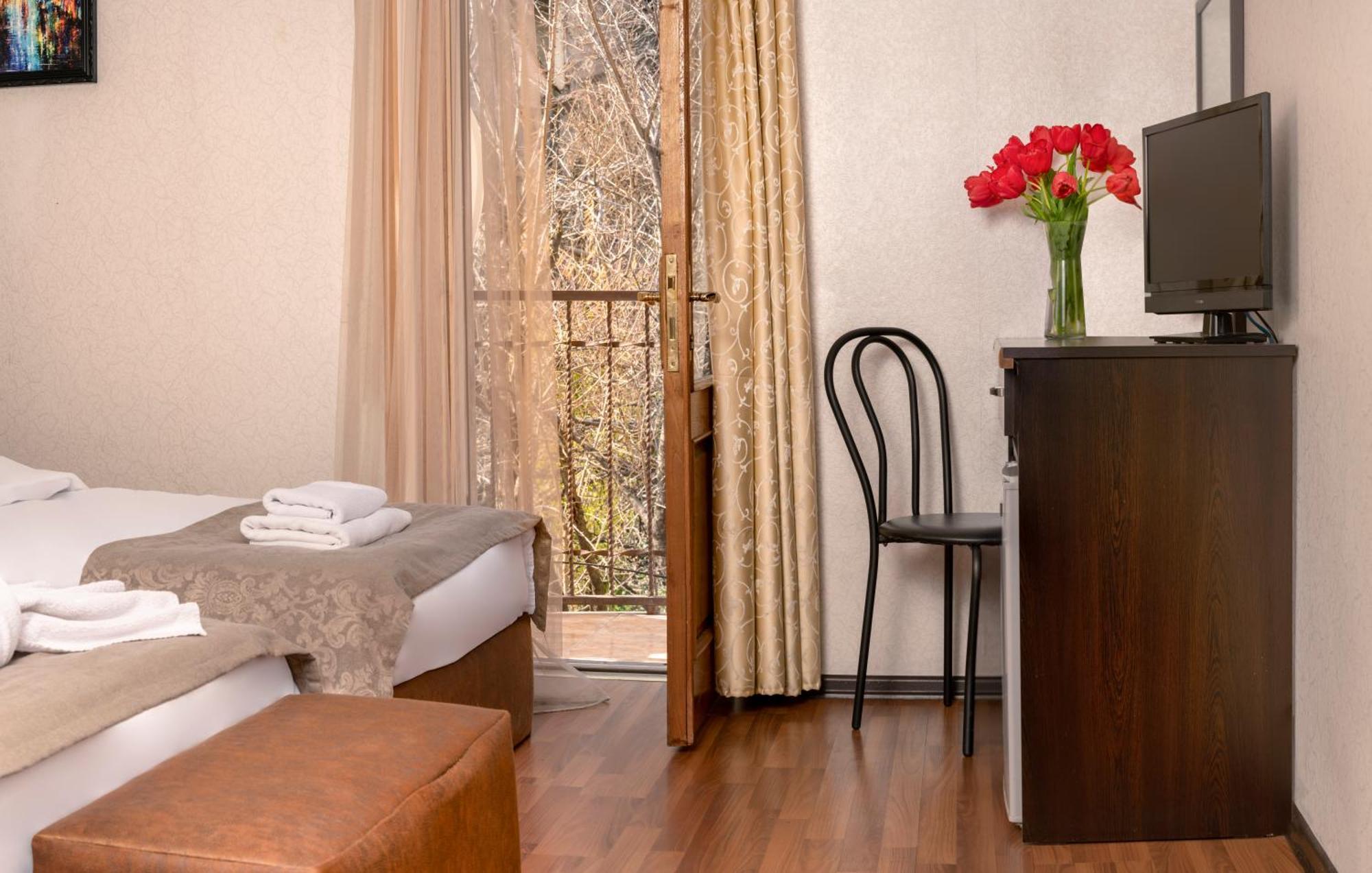 Valeria Hotel Tbilissi Extérieur photo